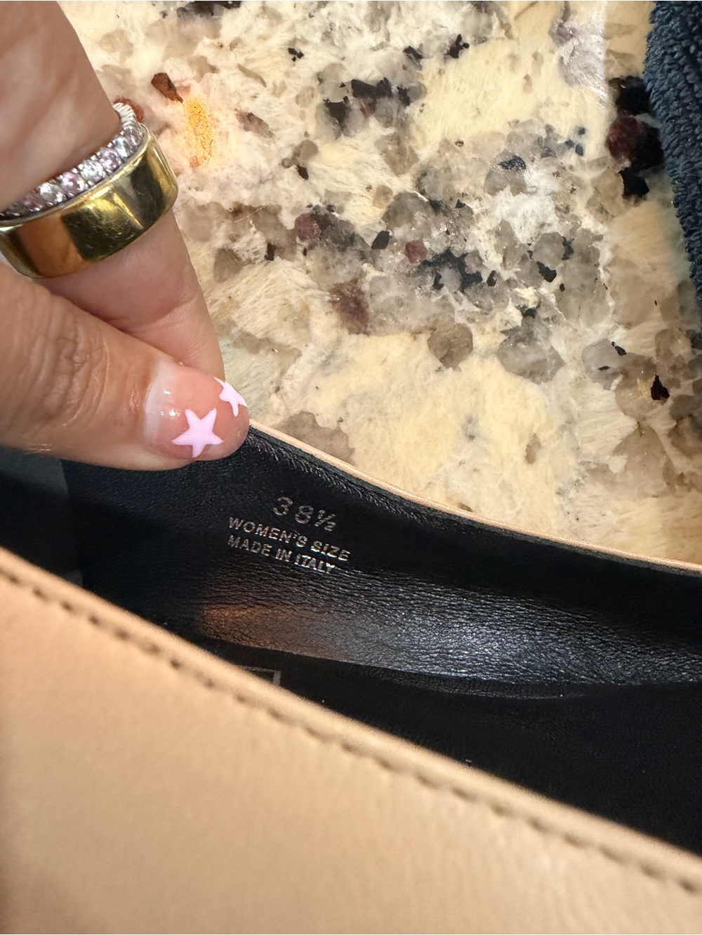 Roger Vivier Nude Patent Square Buckle Ballet Flats - Picture 6 of 6
